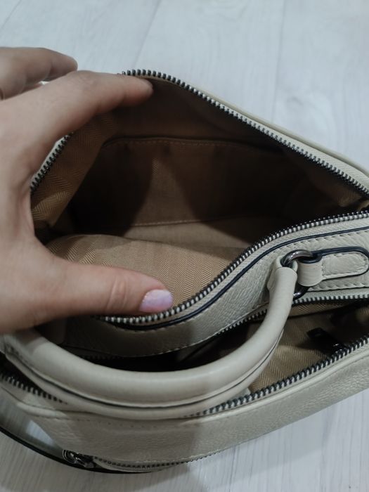 Продам сумку мягкая беж