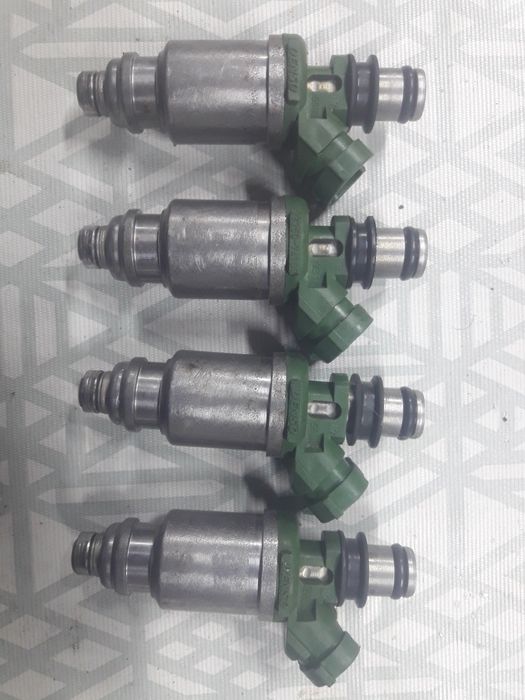 Форсунки от Рав4 3sfe