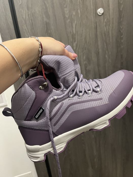 Туристически обувки