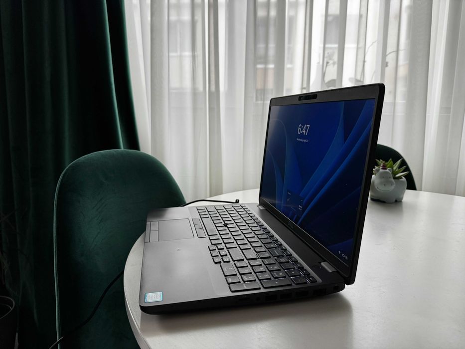 Dell Latitude 5501 – i7 / 16GB RAM / MX150