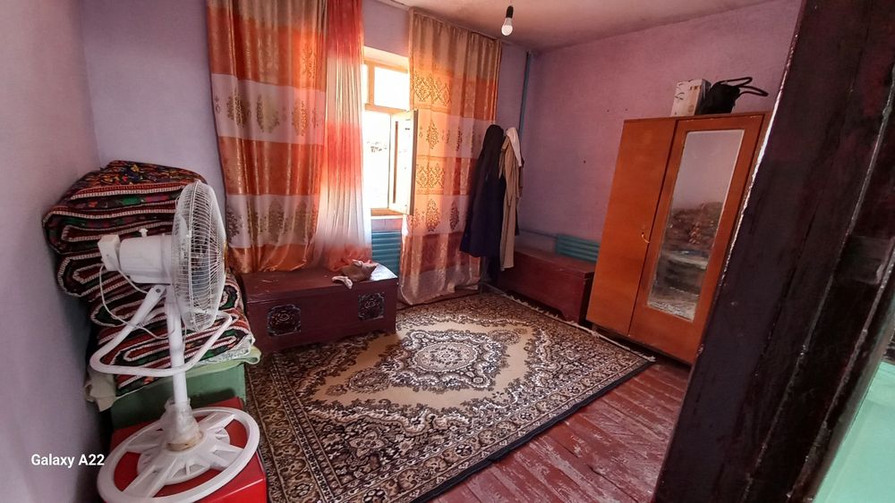 9 сотихли ховли уй сотилади