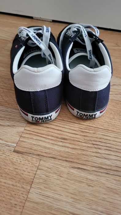 Tenisi dama Tommy Hilfiger