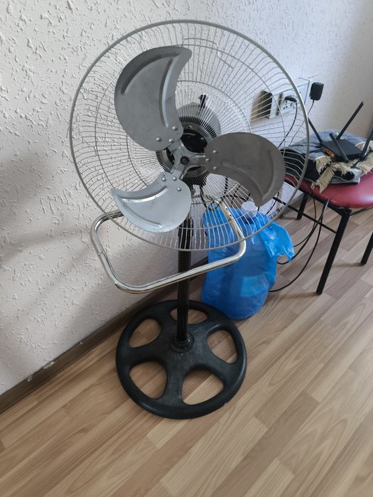 Продам вентилятор