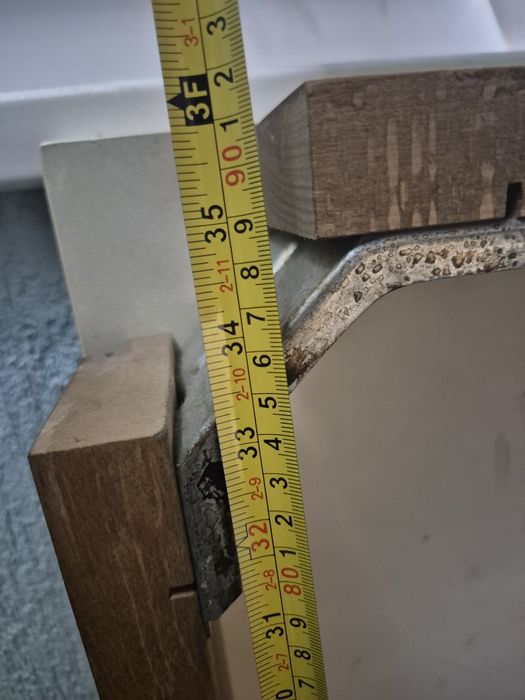 Разтегаема дървена маса с пирография