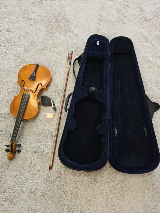 Set complet Vioară acustică pentru studiu + Arcuș, Toc (Cutie) și Sacâz