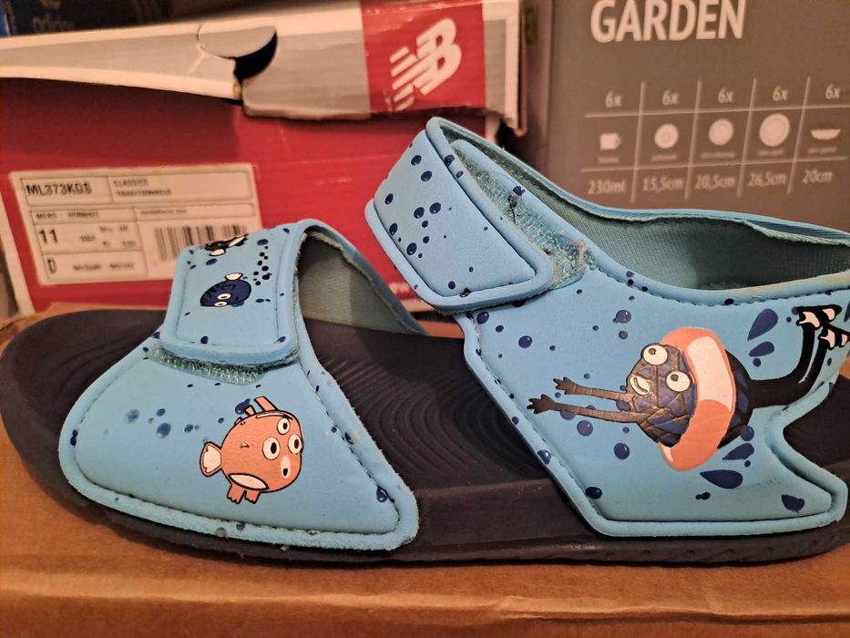 Сандали Adidas 33 номер