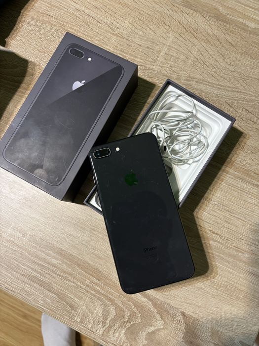 Iphone 8 plus , 512 GB;