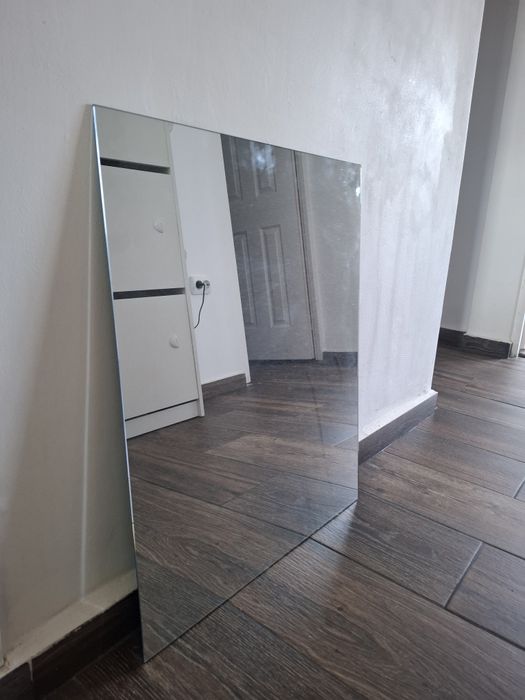 Vand oglindă perete