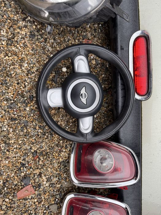 Fata complecta Mini cooper clubman arip far stopuri volan