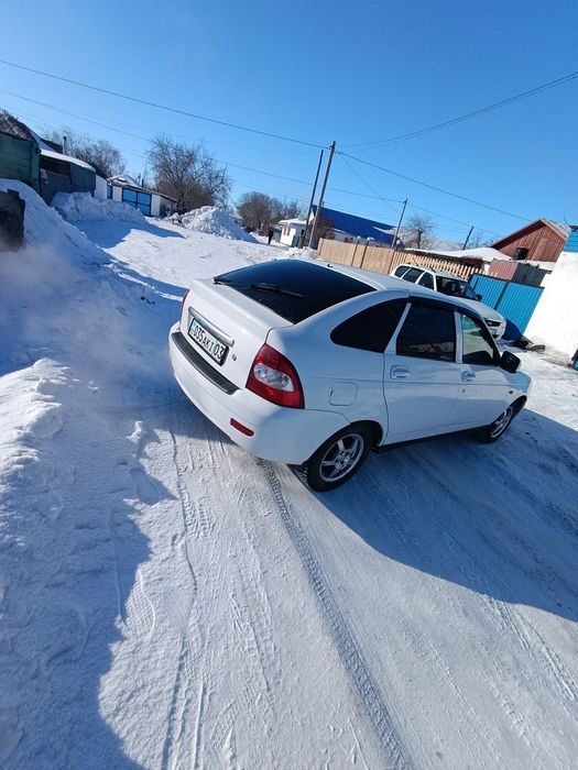 Продам Приору 2013 год