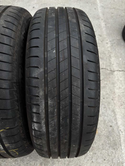 Anvelope 215/60R17 Bridgestone Vara