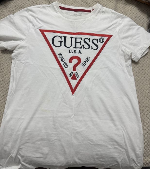 Футболки Guess в хорошем состоянии