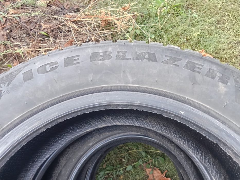 Продам зимние покрышки