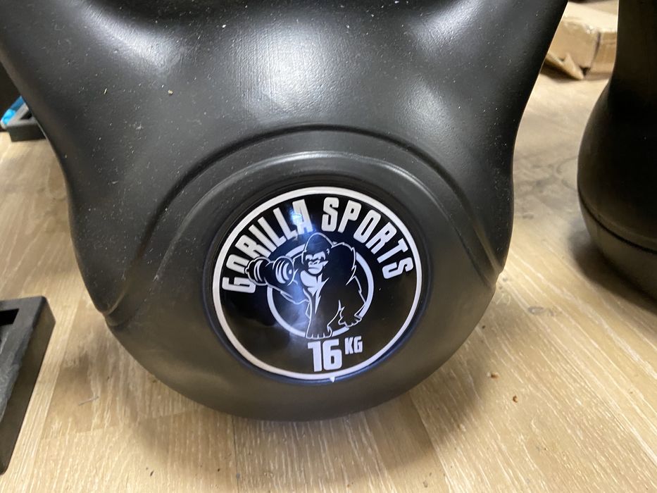 Set kettlebell noi 16 kg+16=32 kg made in Germany pret 120 ron bucata