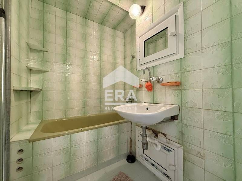 Дава се под наем Тристаен апартамент в София, Младост 1 - 76 кв.м за 650 € - Снимка #7