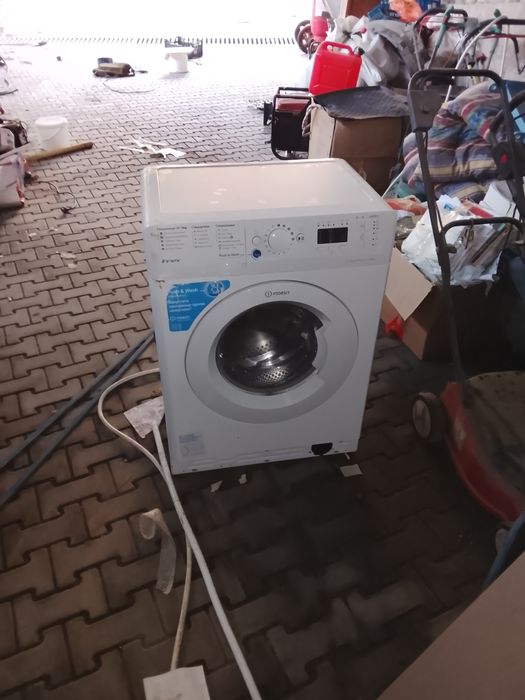 Стиральная машинкы