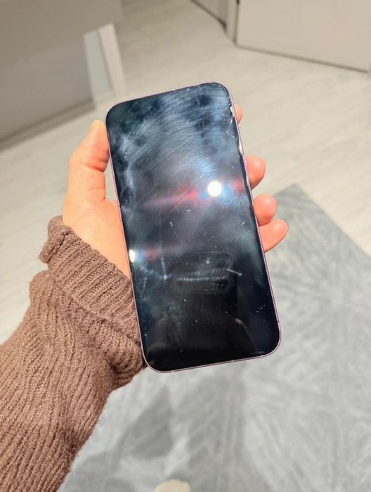 iPhone 16 plus 128GB 
Battery health 98%