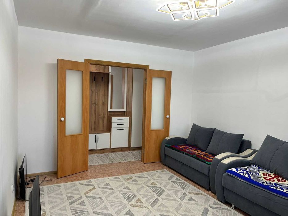 продам 2 комнатную 53 м2 район IT лицея