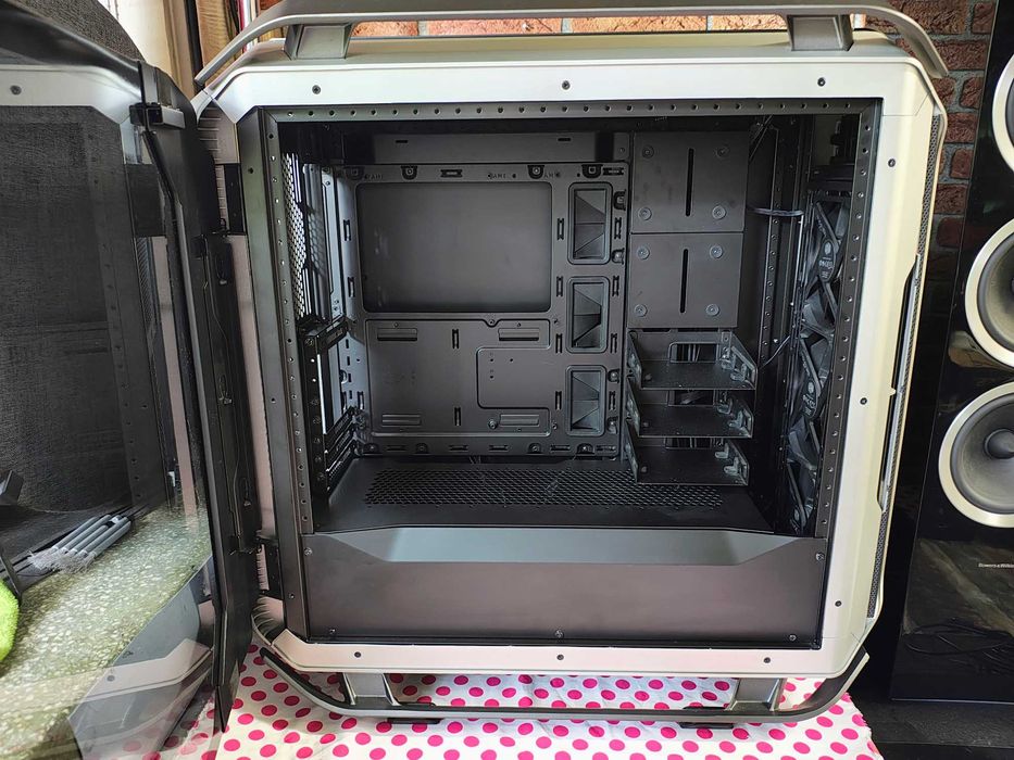 Carcasa PC Gaming Cooler Master Cosmos C700M