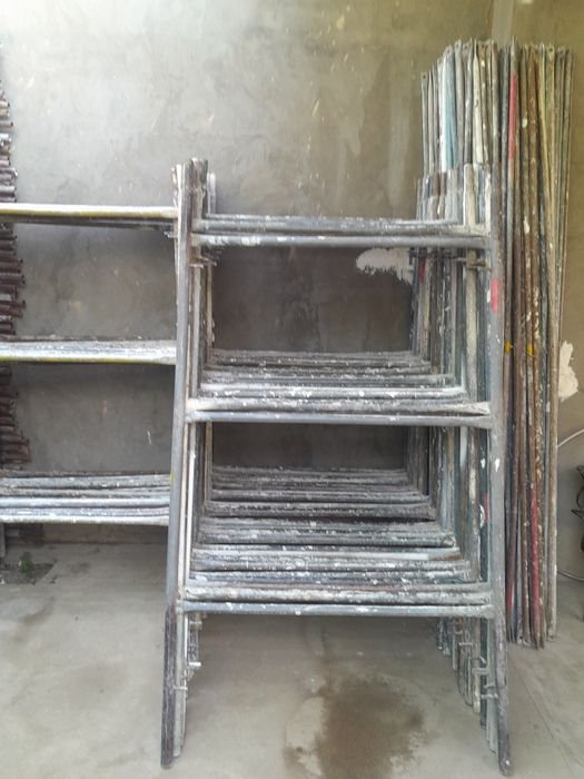 Леса сотилади 350.000сом 25камплект