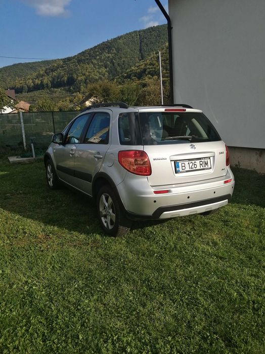 Vând Suzuki SX4, tracțiune 4x4,1.6 benzină, fabricație 2011