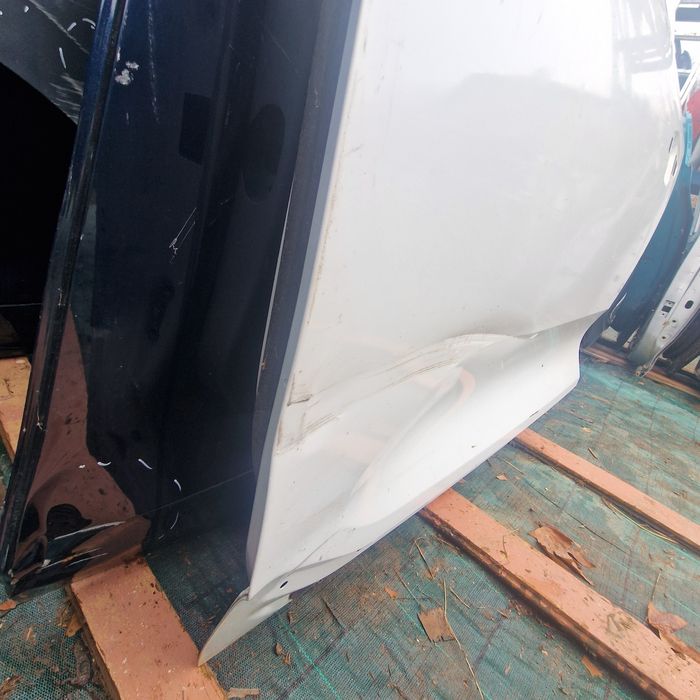 Volvo XC40 2020 предна лява врата