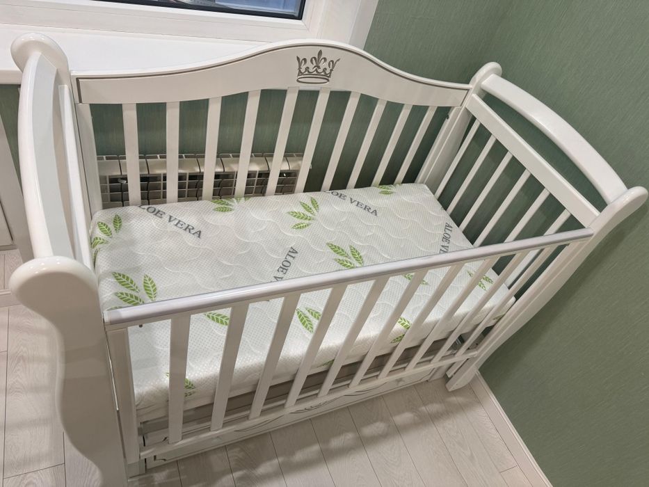 Детская кровать манеж