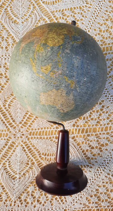 Глобус на Земята 1955 – 1959г.