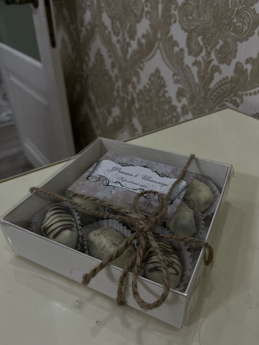 Подаречный набор финики в шоколаде