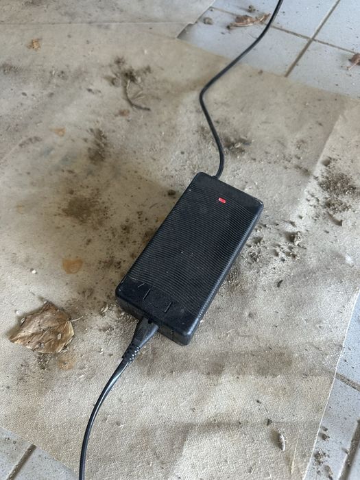 Trotinetă electrică KuKirin G4 – anvelope Road + Off-road incluse
