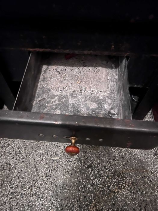 Камина Прити на дърва