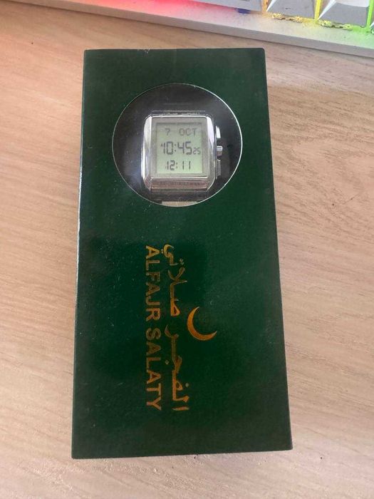 Alfajr часы с Азаном