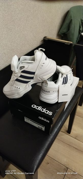 Кроссовки adidas original