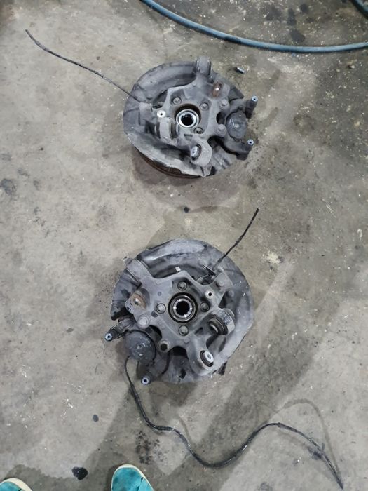 Fuzeta stanga dreapta spate X3 F25 X4 F26