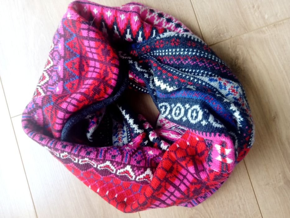 Нов шал H&M , подходящ за подарък за жена, подарък за Коледа голям зим