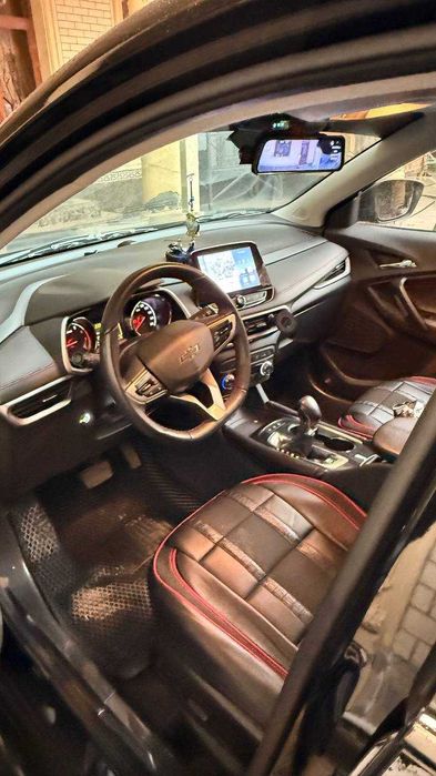 tracker 2024 redline