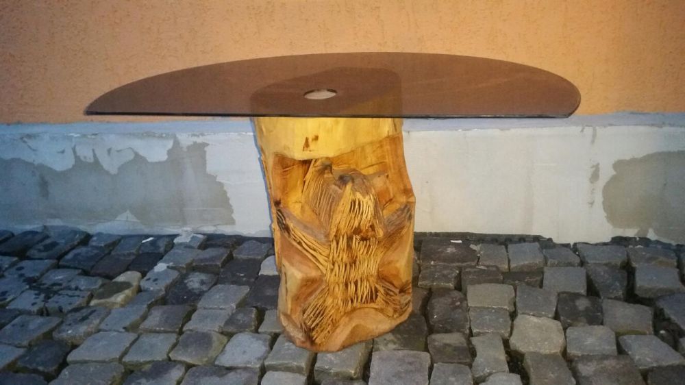 Vand masuta cafea sculptata ( unicat )