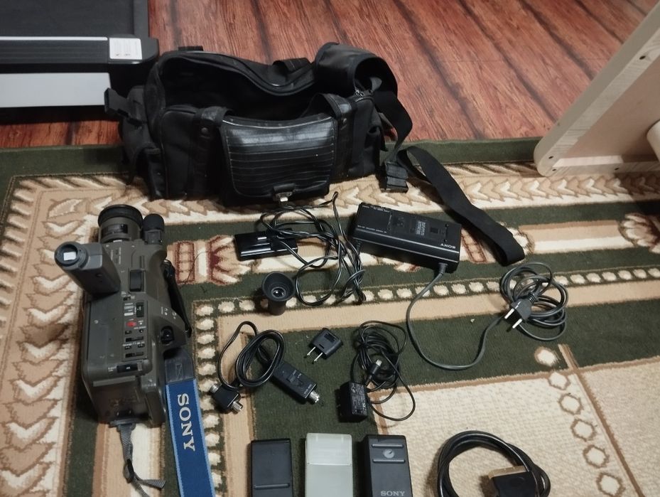 Продам камеру кампания sony