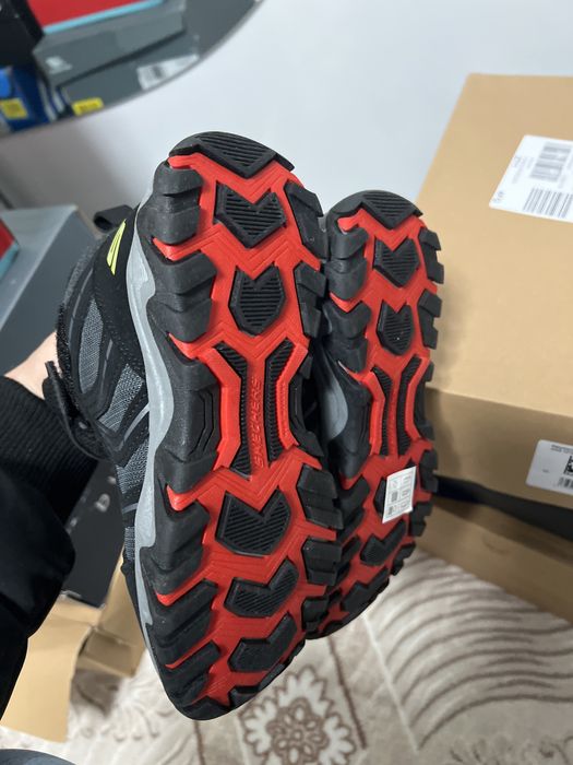 Ghete trekkings Skechers Rugged Ranger Negru nou marimea 33