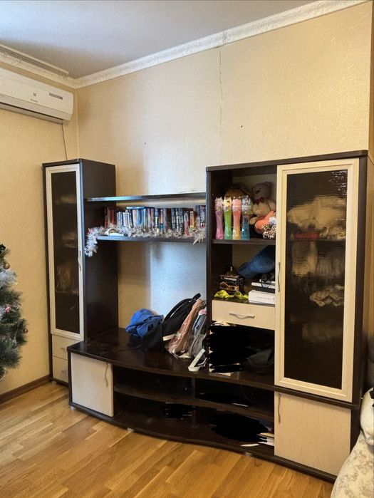 Шкаф деревянный!