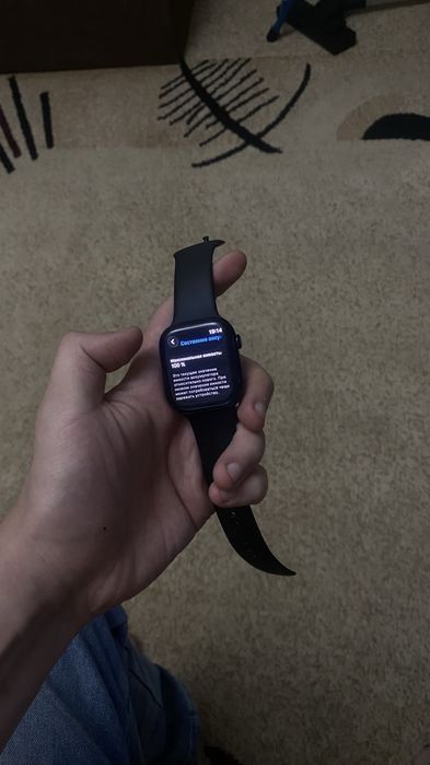 Apple Watch Series 10 GPS, Черный спортивный ремешок, S/M, 42мм, Оникс