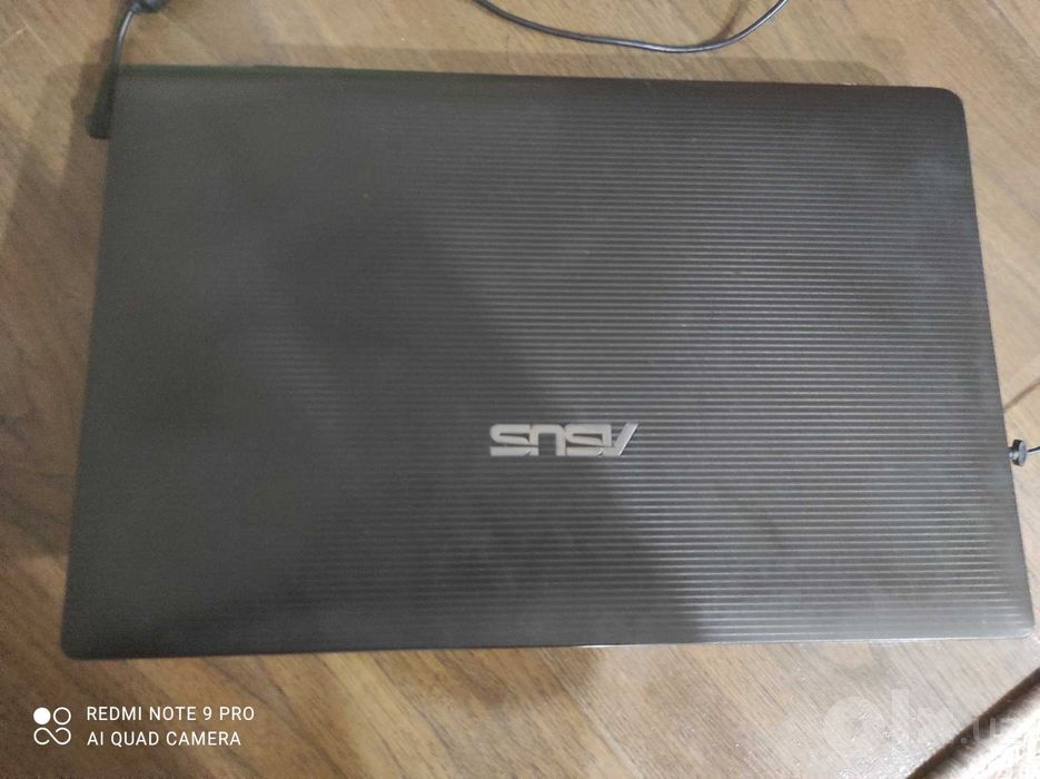 Ноутбук ASUS X53U (4 GB RAM / Живой аккумулятор)