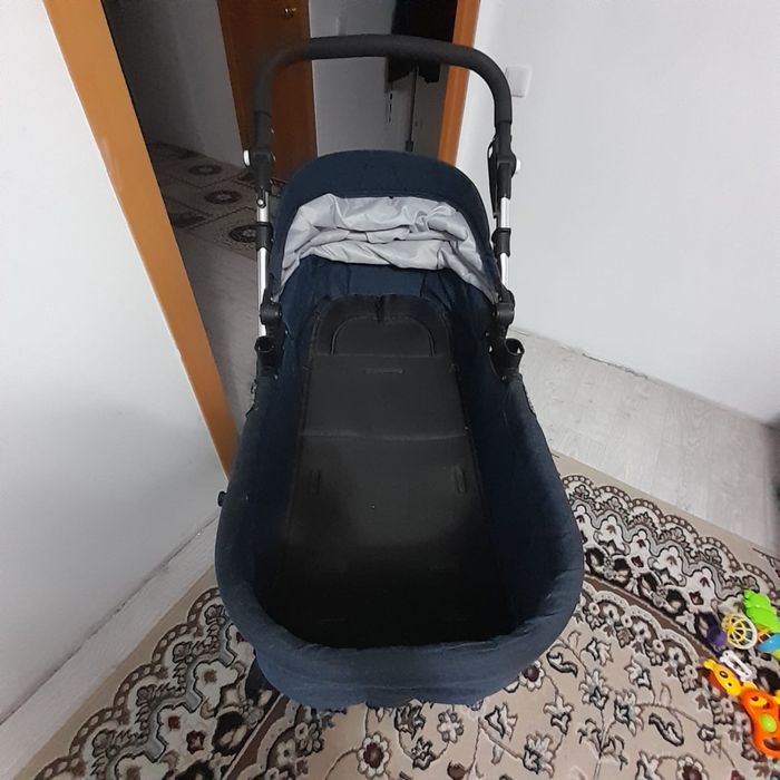 Детская коляска.