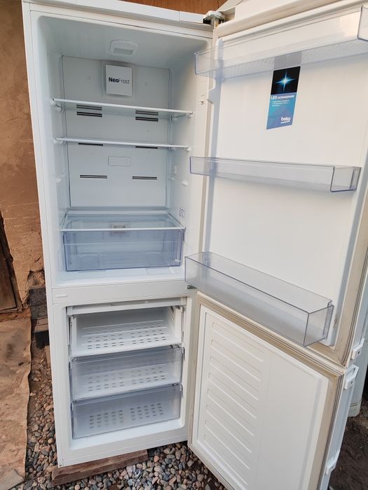 Холодильник рабочий