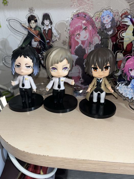 продам аниме фигурки