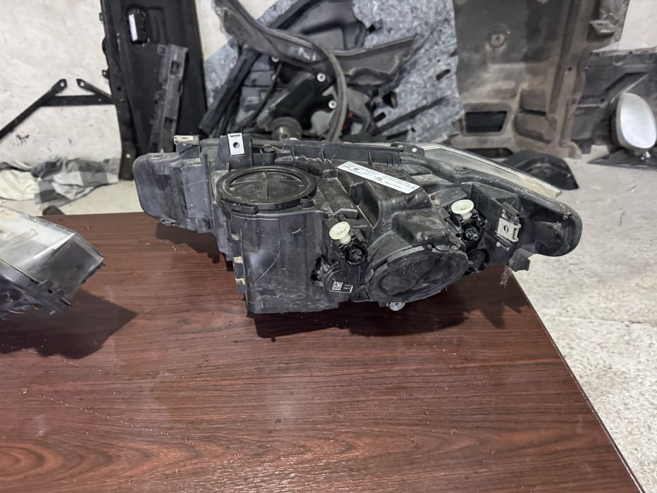 Фарове бмв ф30 ф31