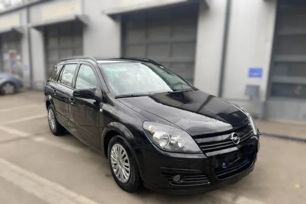Dezmembrari / Dezmembrez Opel Astra H Break