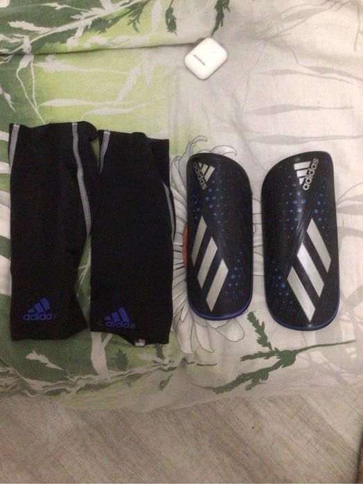 Футбольные Щитки