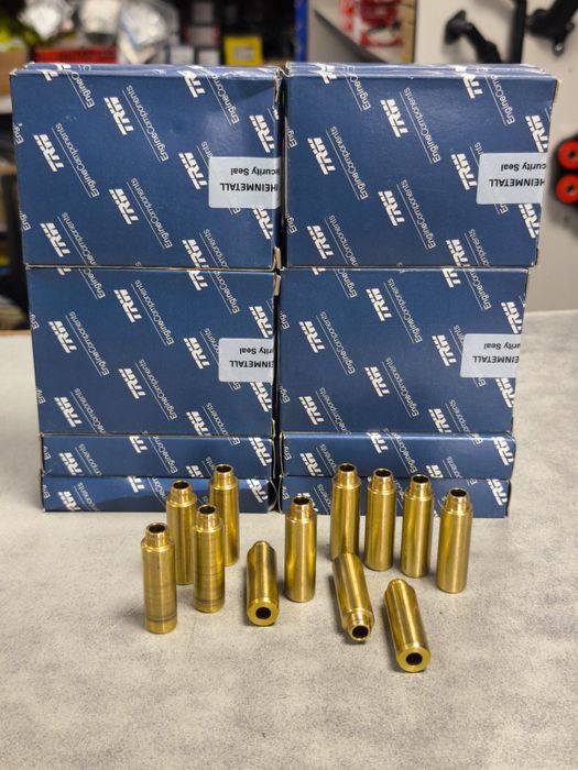 BMW M50 M52 направляющие клапанов