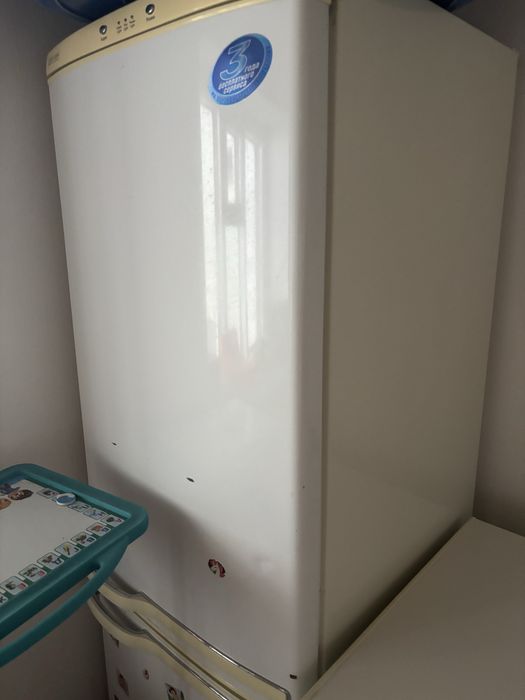 Холодильник сатылады